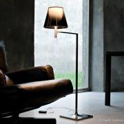 FLOS KTribe F1 Stehleuchte, bronze metallic