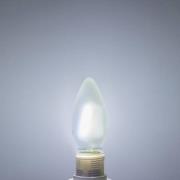 LUUMR Smart LED-Kerzenlampe E14 4,2 W matt CCT Tuya WLAN