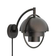 GUBI Wandleuchte Multi-Lite, schwarz-messingfarben, Metall
