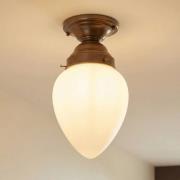 Bill - eine Deckenleuchte aus Berliner Messing