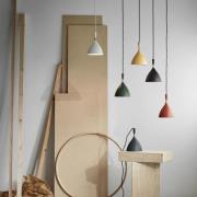 Northern Dokka - dunkelgraue Hängelampe aus Stahl