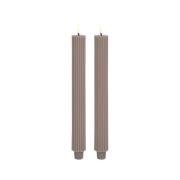 Uyuni - Kegelkerze LED Grooved 2-pack 3,2x25,5 cm Sandstone/Smooth Lig...